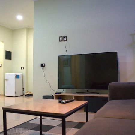 The Prism Apartment Тирана Экстерьер фото